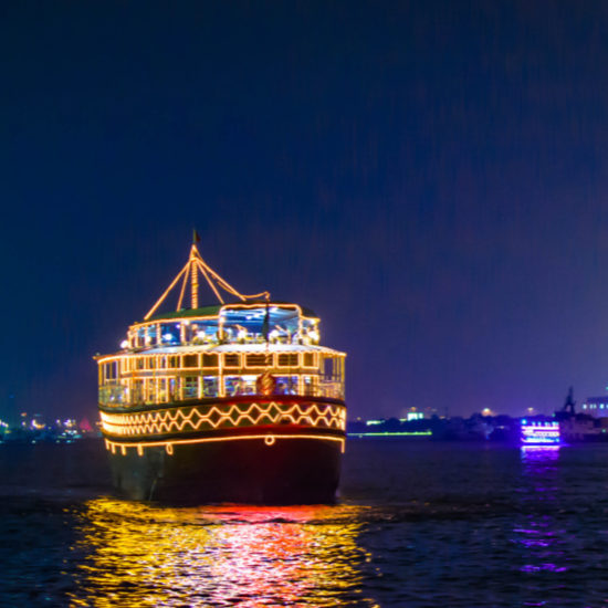 Traditional Dhow Boat Tour